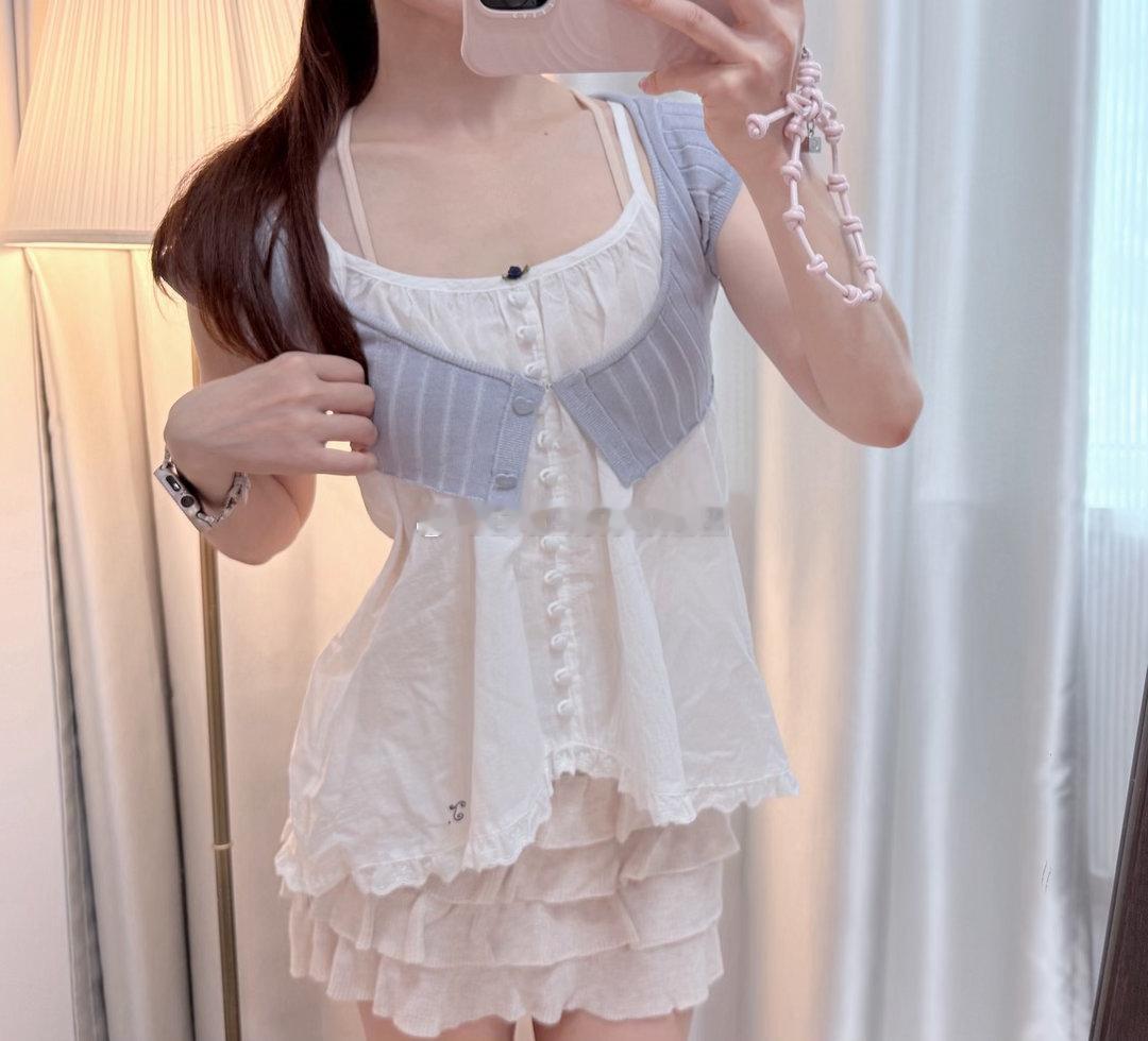 8月4号晚8点，夏款收尾了还有不多的早秋新品，AM,A社，Tina，还有trea