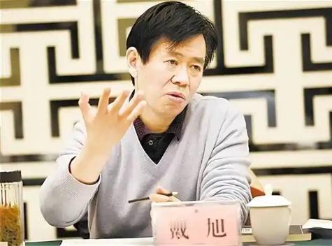 如果导弹落到你头上，你是先翻法律书，还是先还手？戴旭有段话说得扎心，精准戳破国人