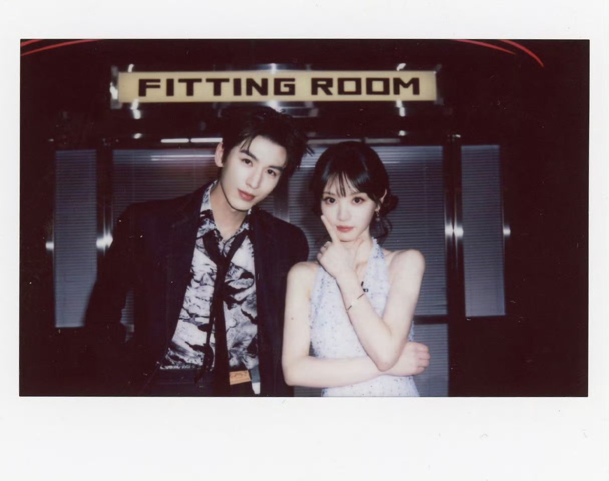 张凌赫田曦薇hi6拍立得你好星期六 hi6真的太会了，拍立得直接封神！ 