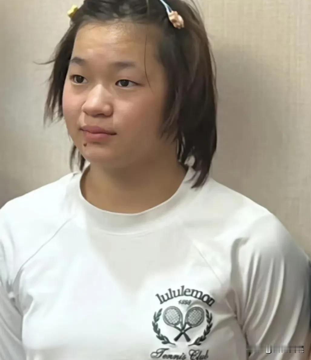全红婵的照片感觉被恶意ps了，怎么胖的这么厉害？

个人观点，不喜勿喷，我觉得之