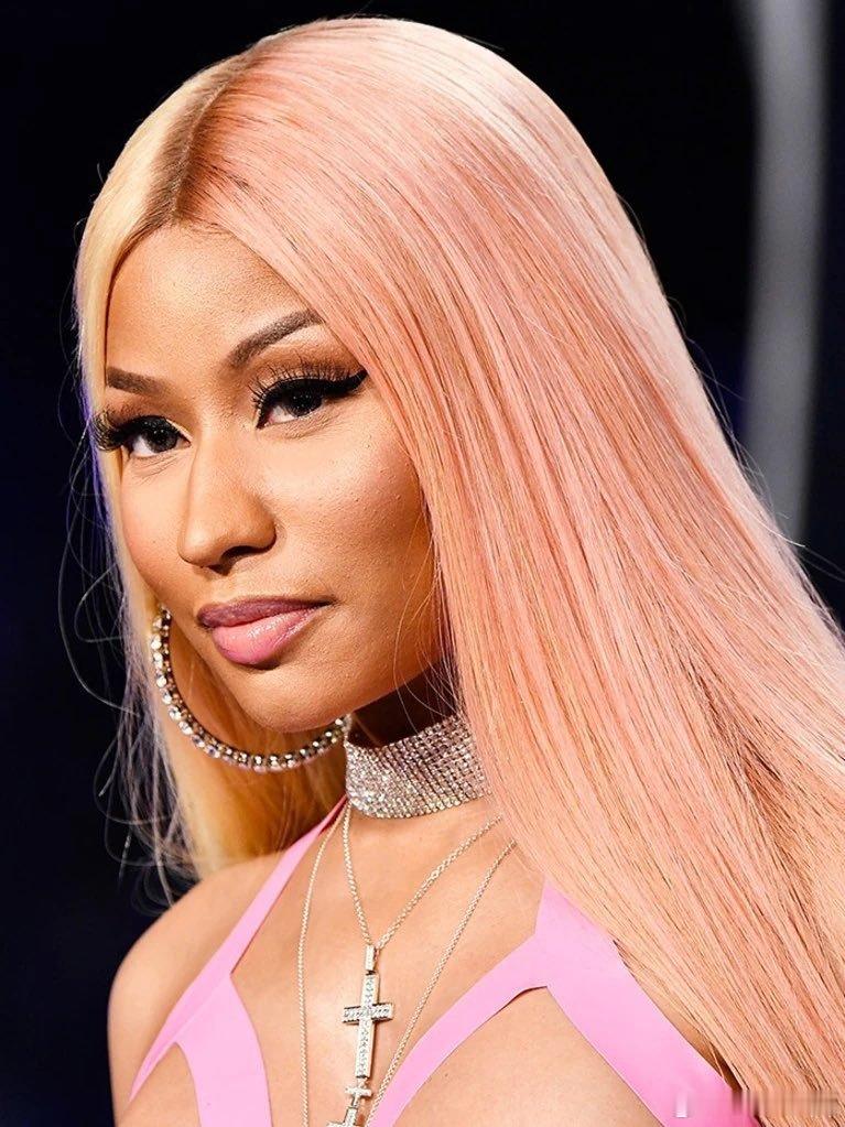 麻辣鸡Nicki Minaj的超强合作阵容‼️ ​​​