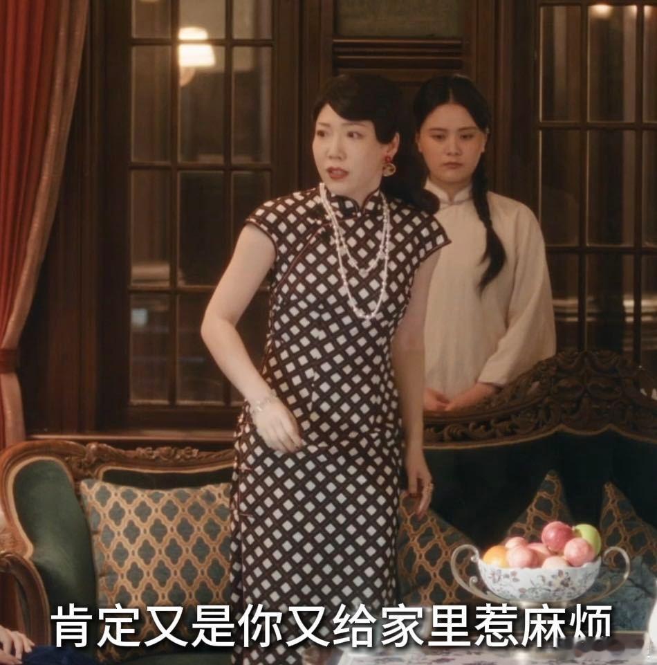 吴莫愁这一秒过火这一秒过火 一边腿软一边往上凑，慕容大姐这劝架名场面我能刷十遍，