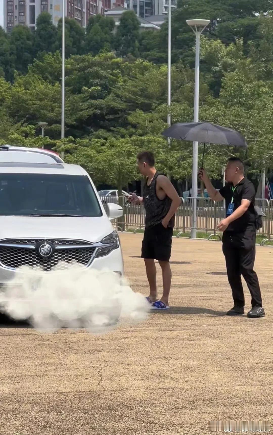 郭艾伦加盟风波后首现身，郭艾伦 现身东莞参加篮球综艺我的主场的录制，这是自传言加