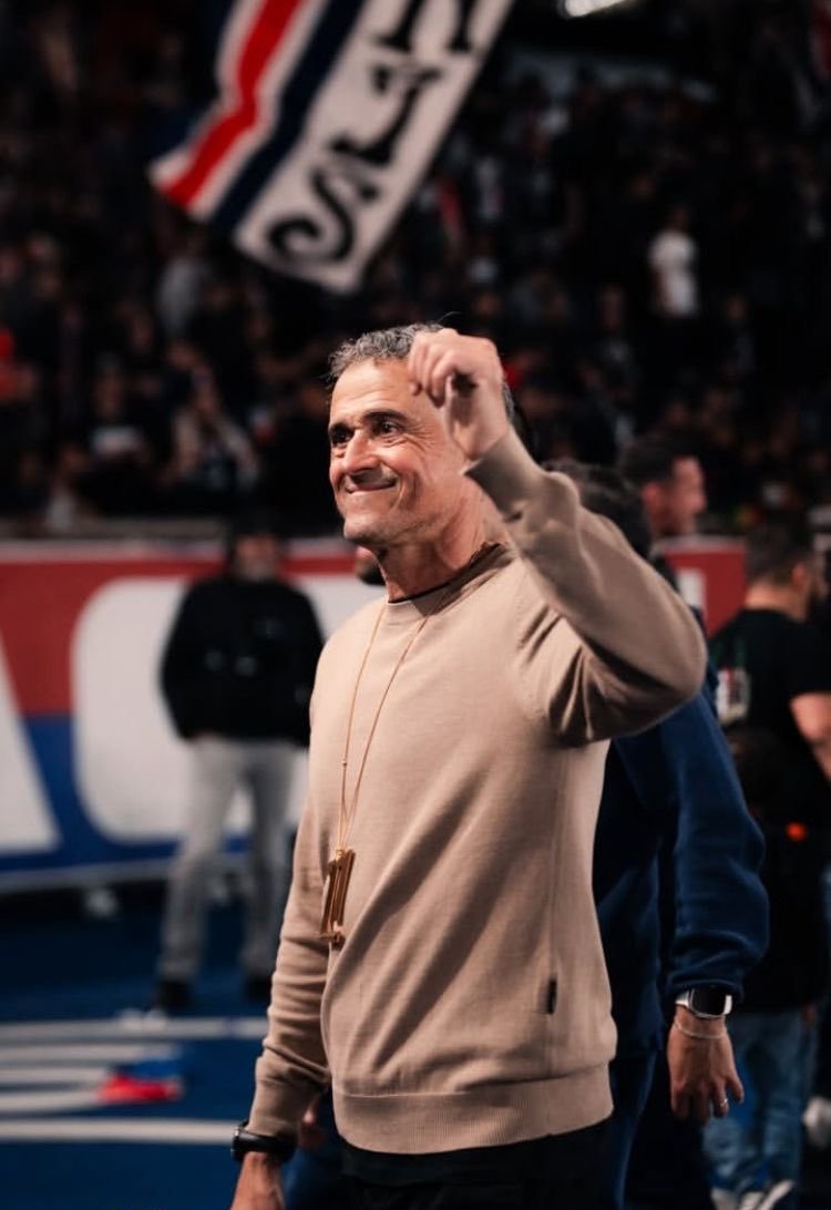 欧冠  🚨🎙️ | 路易斯·恩里克：“无论是作为球员还是教练，我从未见过球迷