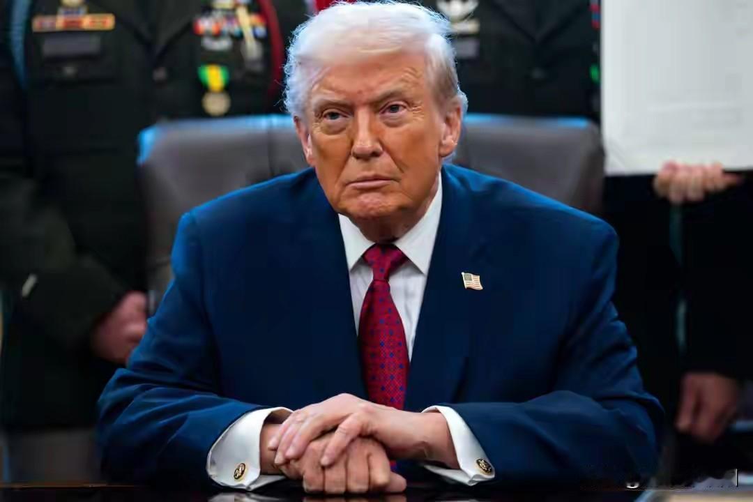 这轮所谓的俄乌和平谈判，

说到底又是一场“听着很热闹，结果很现实”的秀场。
