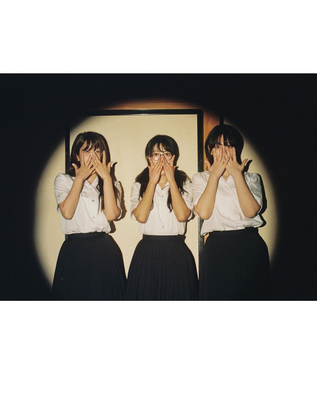 毕业写真参考ins:hangzoo_pic ​ ​​​