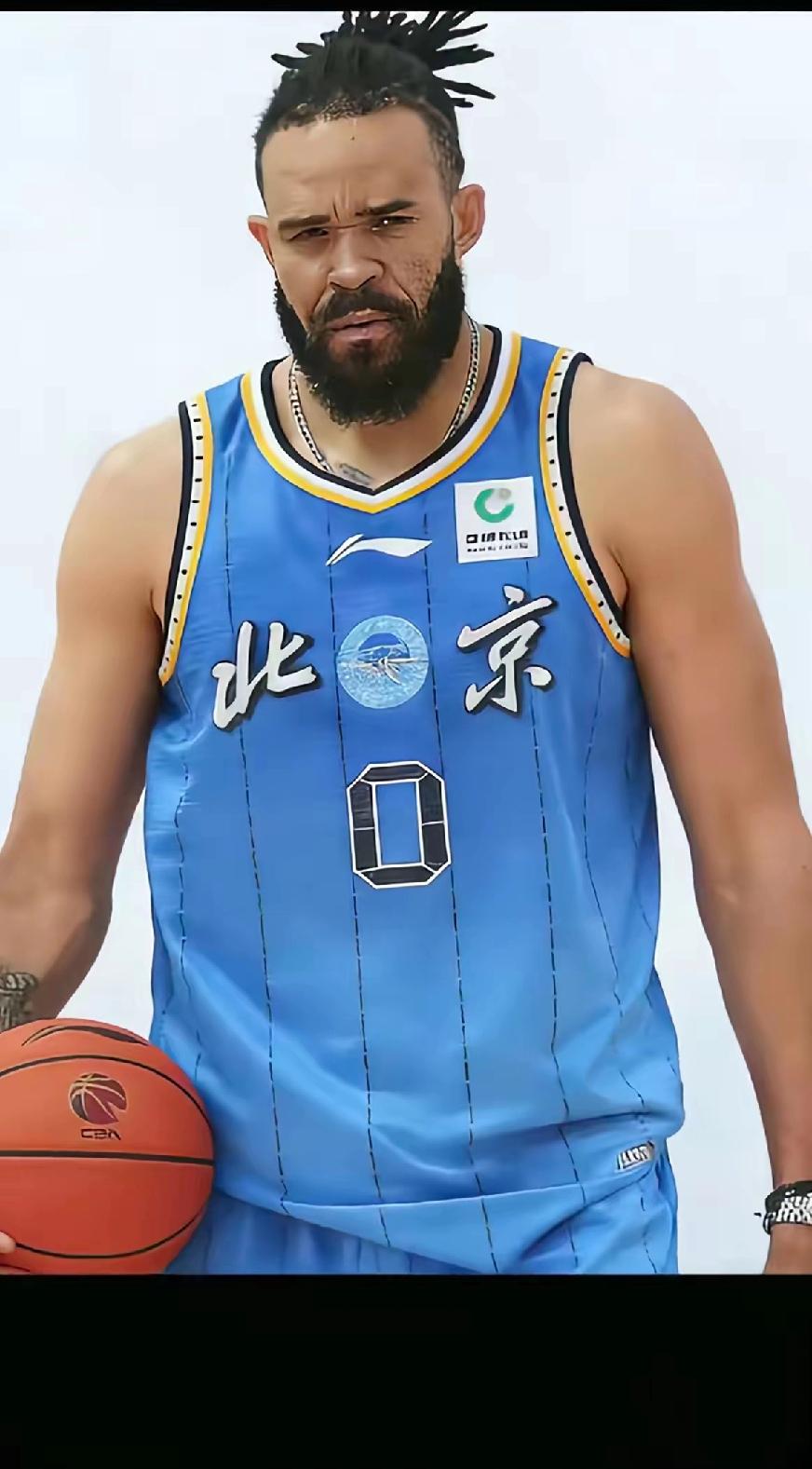 据网上消息，前NBA著名中锋麦基已经加盟北京北汽，其实北汽集团和许利民教练这副担