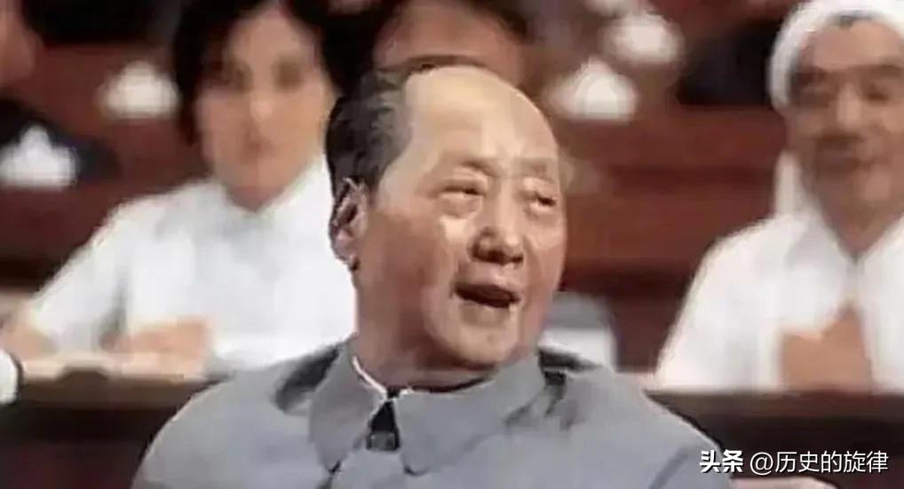 黄克诚拍案：称呼不能改！这三个字，是亿万人民的感情
 
1980年11月27日，