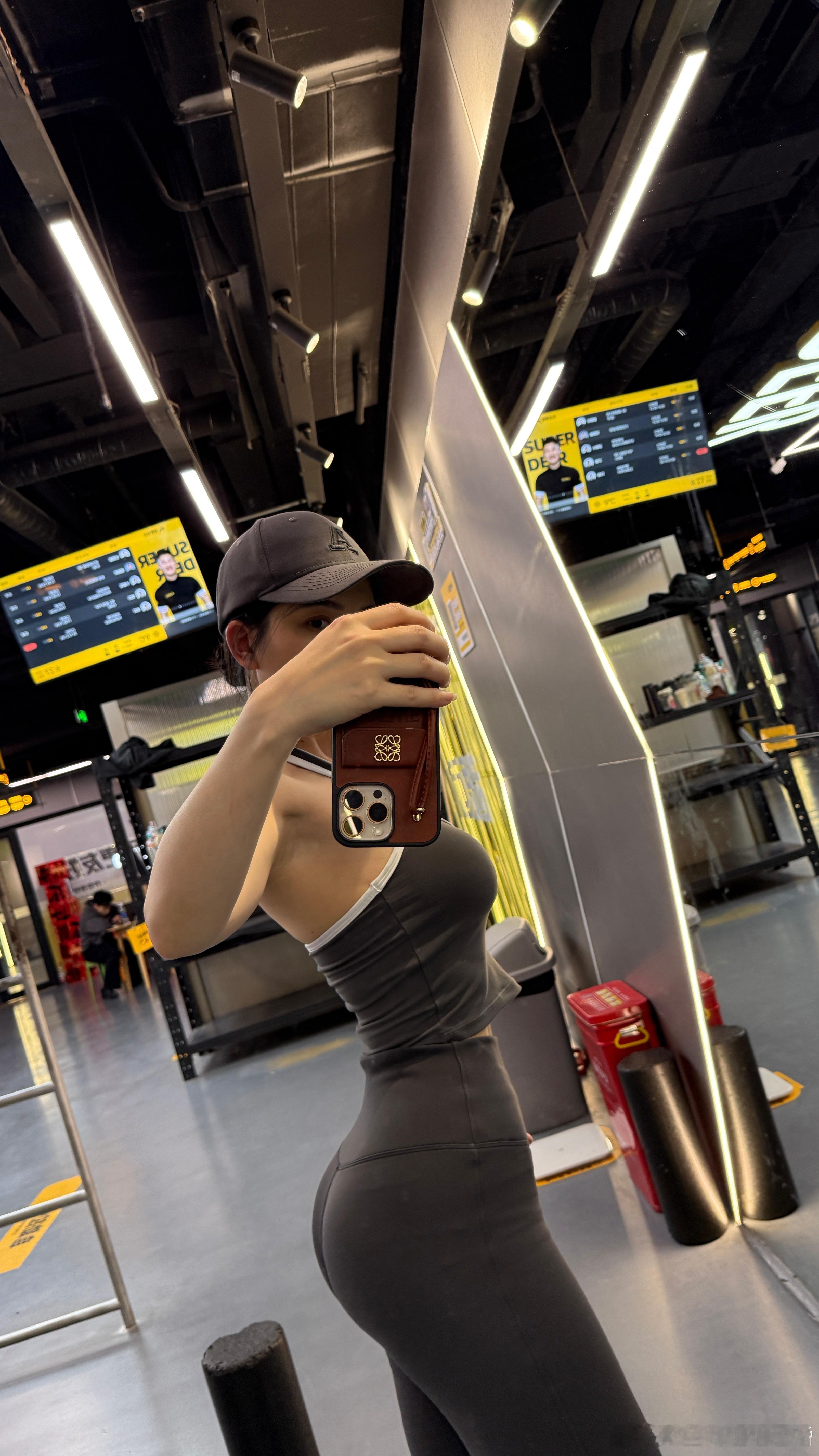 春节倒计时，大家提前减减脂，给过年留出胖的空间2026让更好发生遇见美好健身