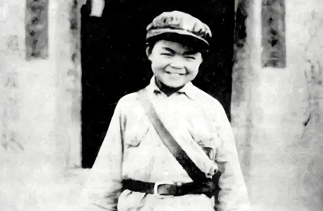 1955年，29岁的向轩被授予中校军衔，阅档首长看到他履历表上的“军龄22年”，