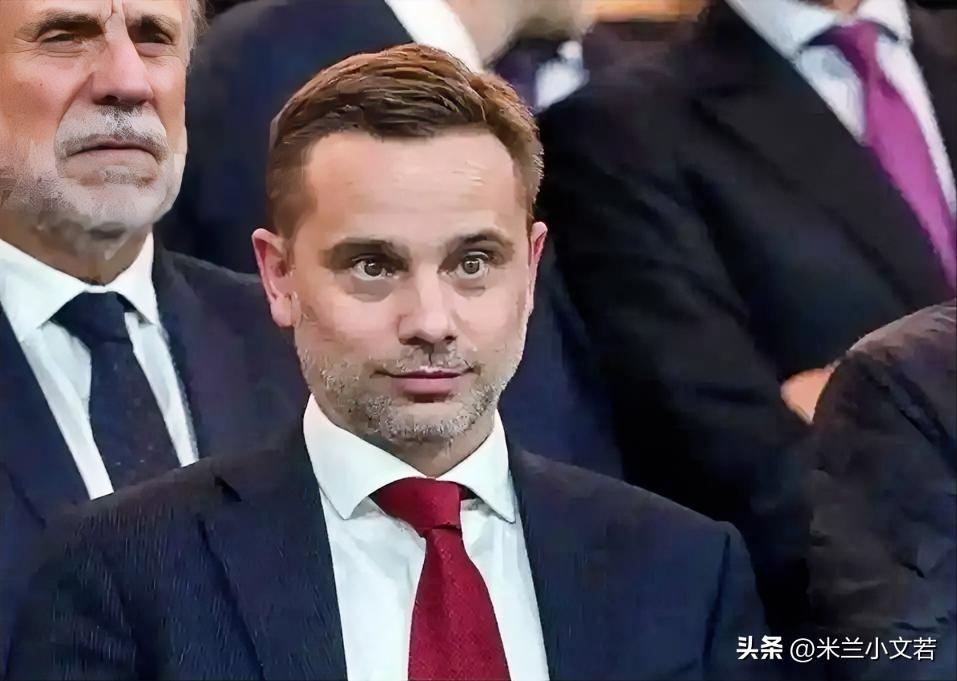 米兰关注自由球员！弗拉尼会计这睿智的小眼神，弗拉尼会计接受采访表示我们确实在关注