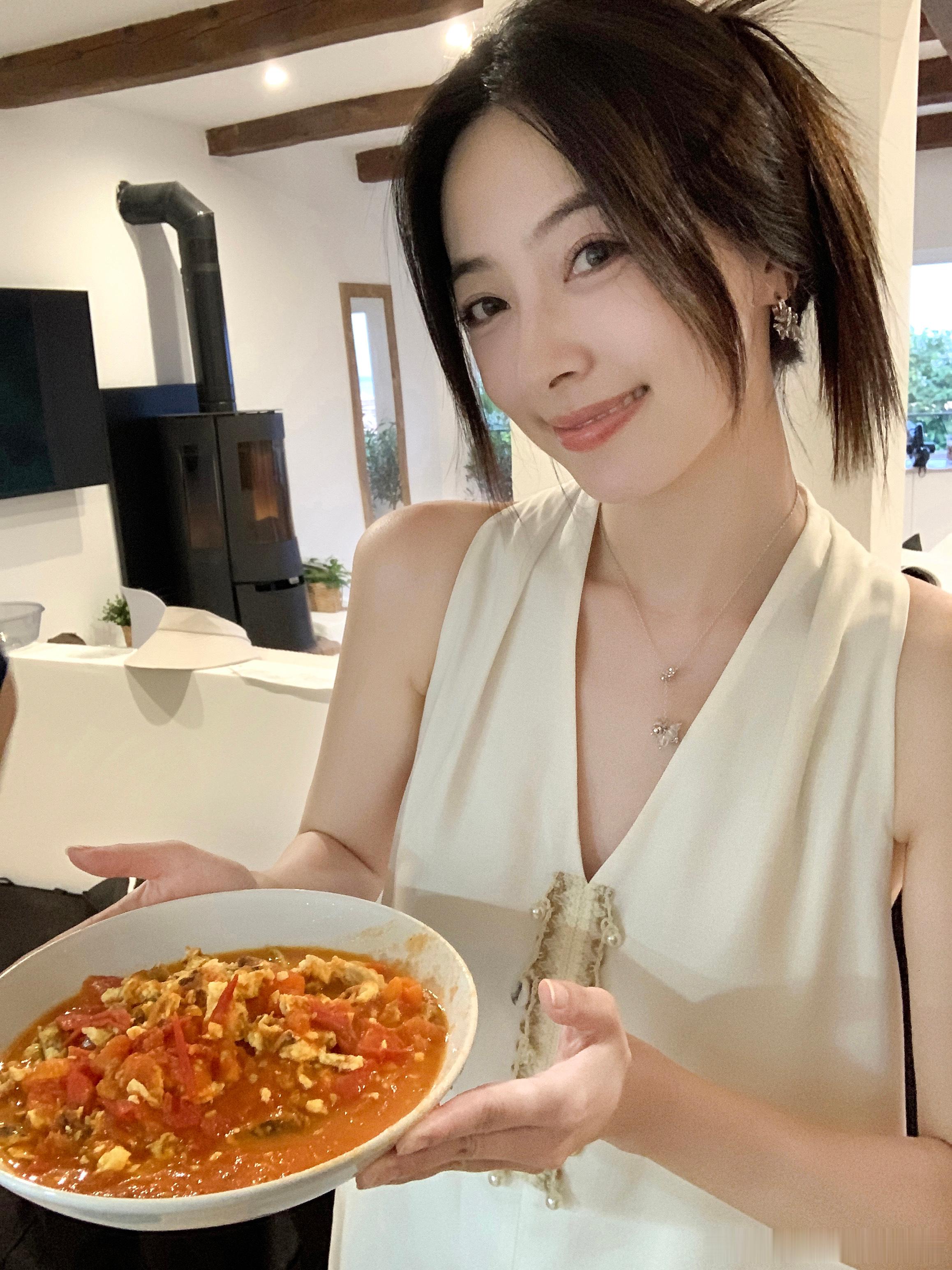 昨天“番茄炒蛋”的愿望实现了感觉是这几天吃得最好吃的一顿[awsl]感谢执行力满