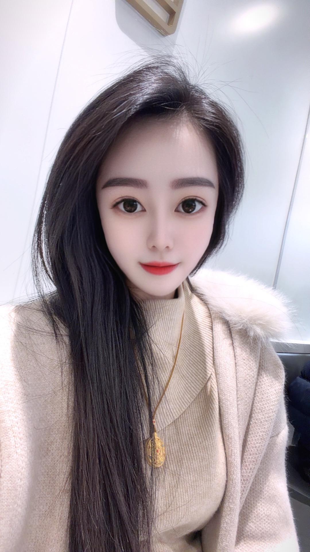 靠自己虽然很慢，但是很稳，这个世界从来不缺漂亮的女孩子，也没有人会一直...