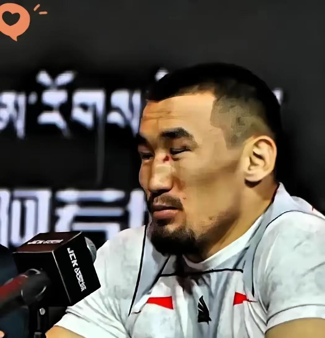 艾力江红本换蓝本说回家真好，以后不能给他两边挣钱的机会了
往上数三代，艾力江的爷