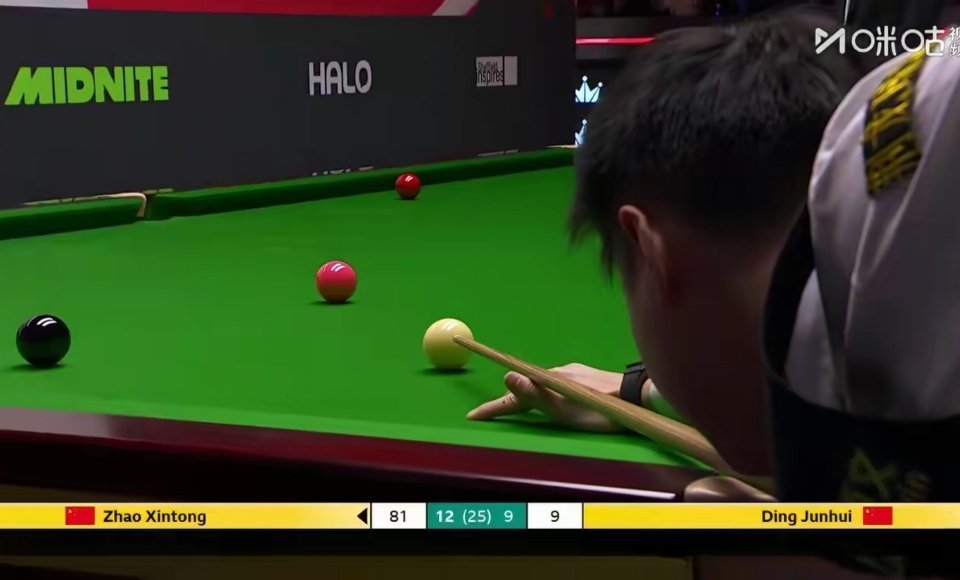 赵心童世锦赛晋级八强赵心童13比9丁俊晖精彩又揪心的一场中国斯诺克德比！两代名将