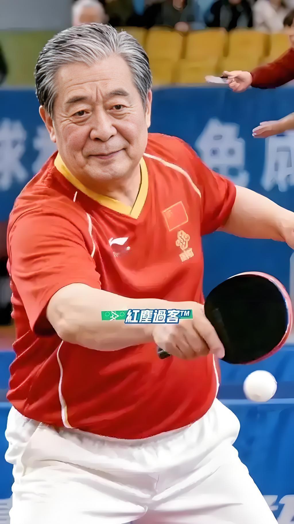 杭州上城区82岁退休大爷的幸福生活

一、基本盘：底气足

82岁，家住上城区河