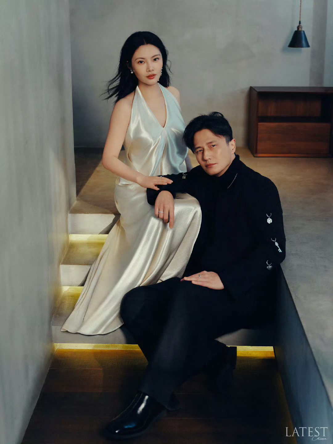 尹子维已经预定了新婚戒尹子维这就买好新婚戒啦这对也太好嗑了吧，生日上交工资，戒指