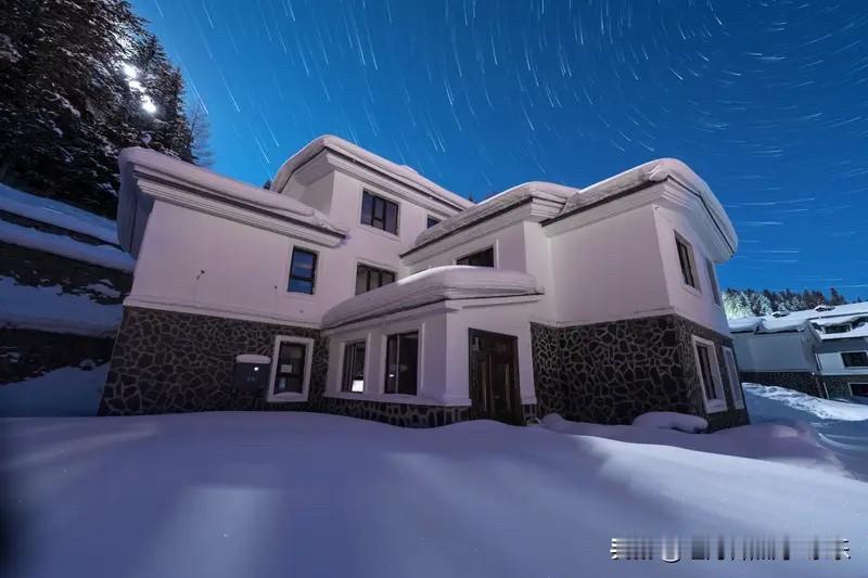 当很多人还在那觉得买房可以抗通胀，买房可以保值增值的时候，买房就已经很难抗通胀，