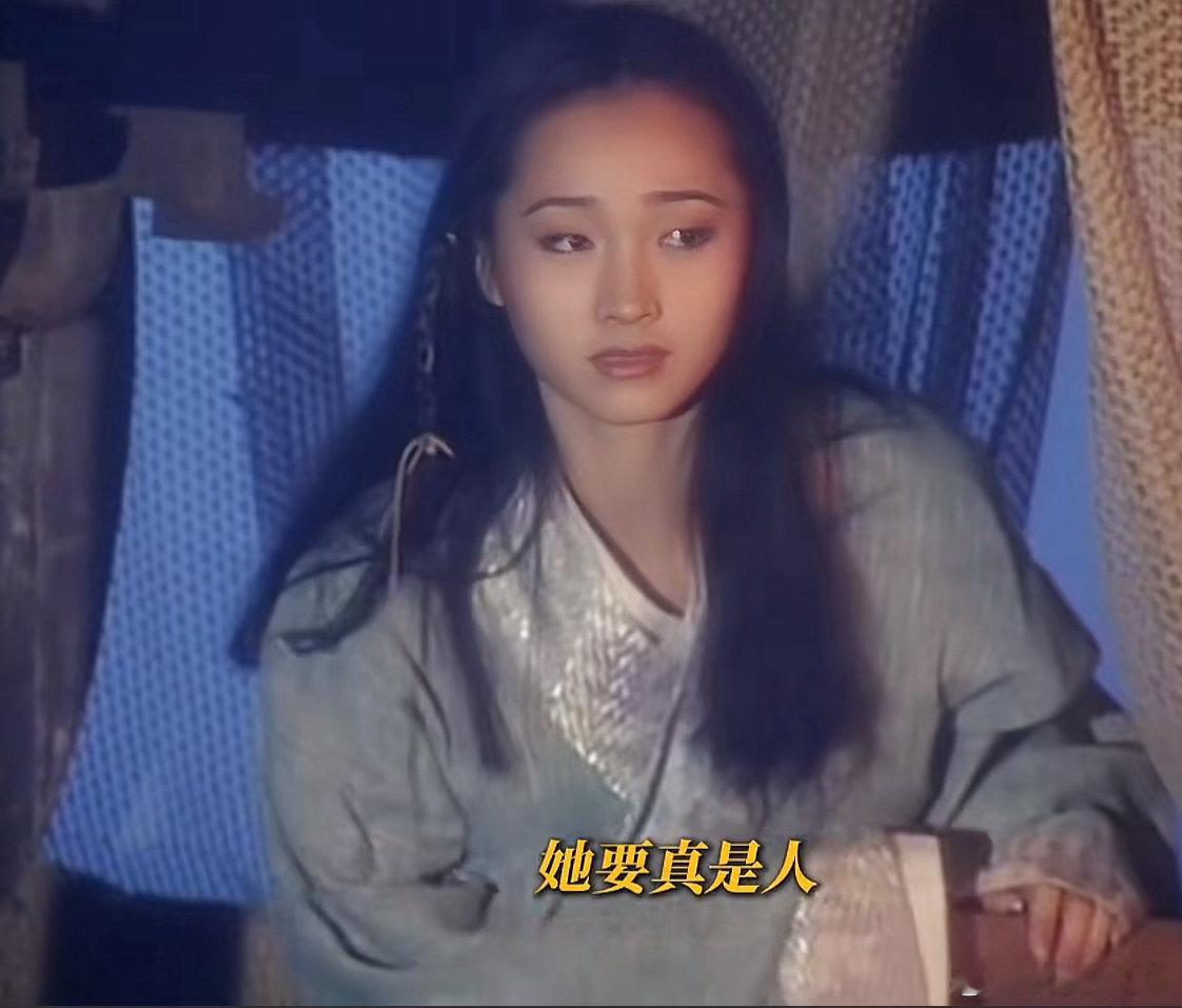 世事短如春梦，人情薄似秋云。 不须计较苦劳心，万事原来有命。 幸遇三杯酒好，况逢