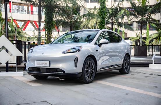 户外摄影博主钟爱的18万级纯电SUV，昊铂HT超长续航简直不要太香！

作为一名
