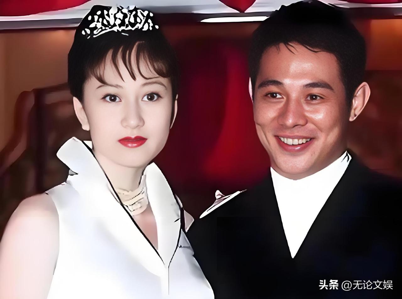 他是武打电影的一代宗师，是堪比李小龙的功夫巨星，成龙把他当大哥，洪金宝在他面前也