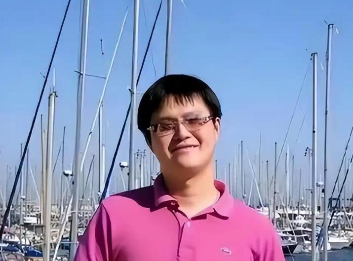 北大才子拒外交部高薪，不顾父母反对回乡种地，如今他过的还好吗

主要信源：（央视