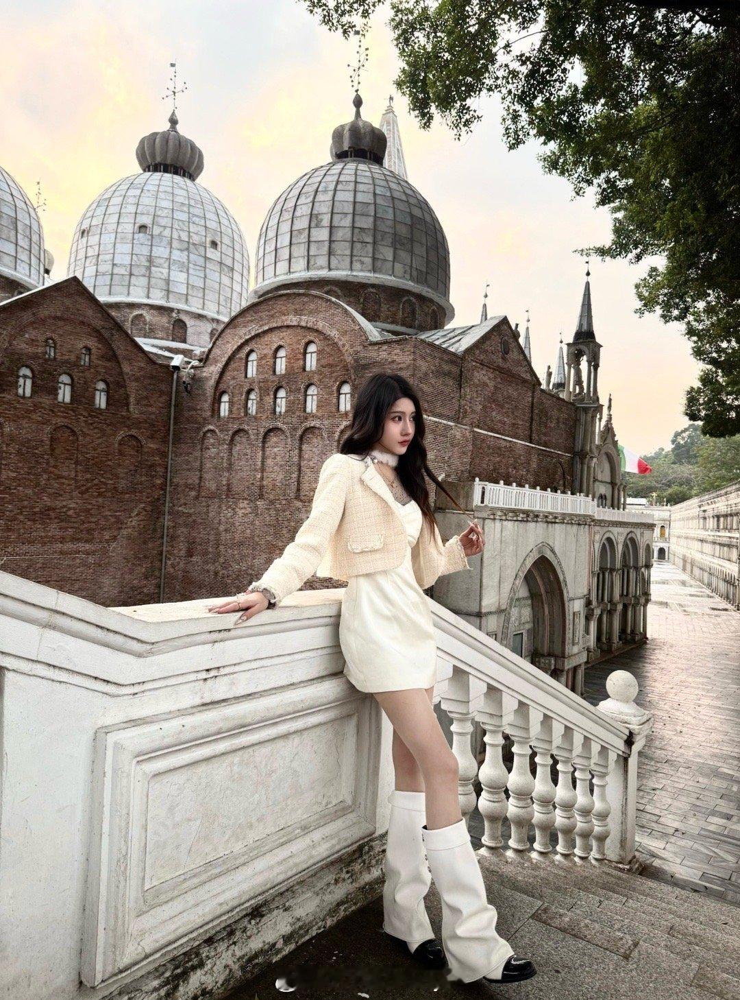 所以你的意思是你身边的女人不断 但是 爱的 一直 是我对吗（快累晕了 2025最