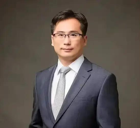市场分歧严重！经济学家杨发声，A股两融余额时隔十年重回2万亿，这轮牛市氛围越来越