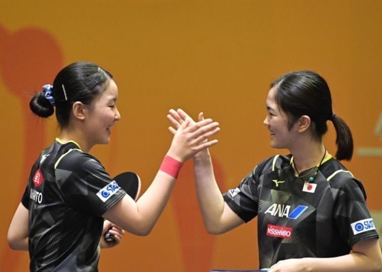 哇塞，乒乓球亚锦赛半决赛都打起来了，张本智和和林诗栋都晋级决赛了！张本智和虽然输