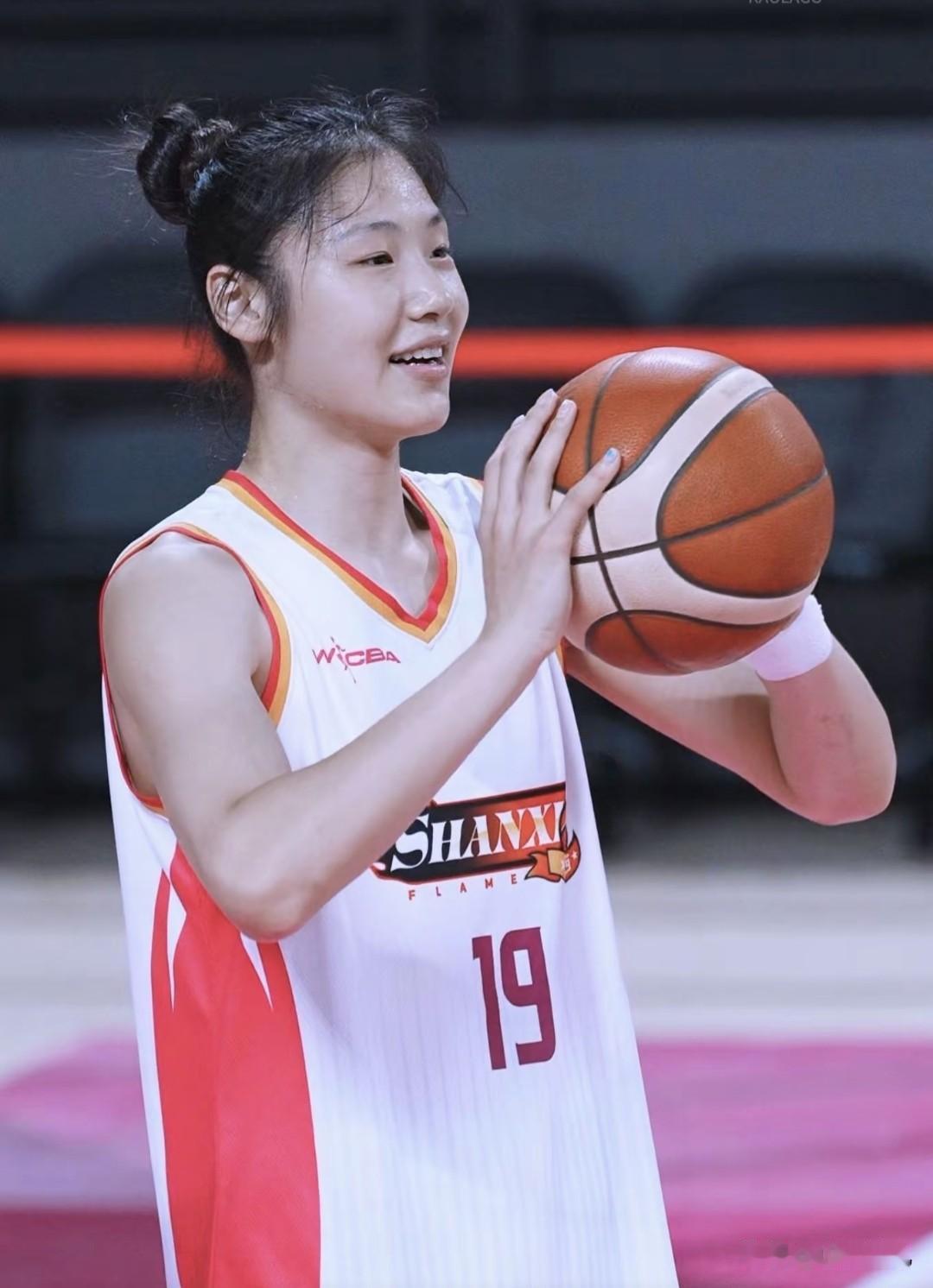 赛事预告！山西竹叶青酒女篮迎战东莞新世纪女篮，同为两胜三负卡位之战！
今天晚上，