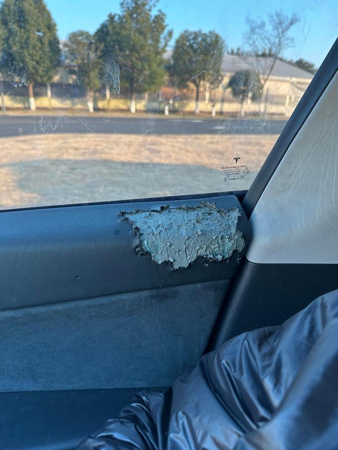 有且只有一种情况会形成这种破损，你们猜猜？【来自懂车帝车友圈】