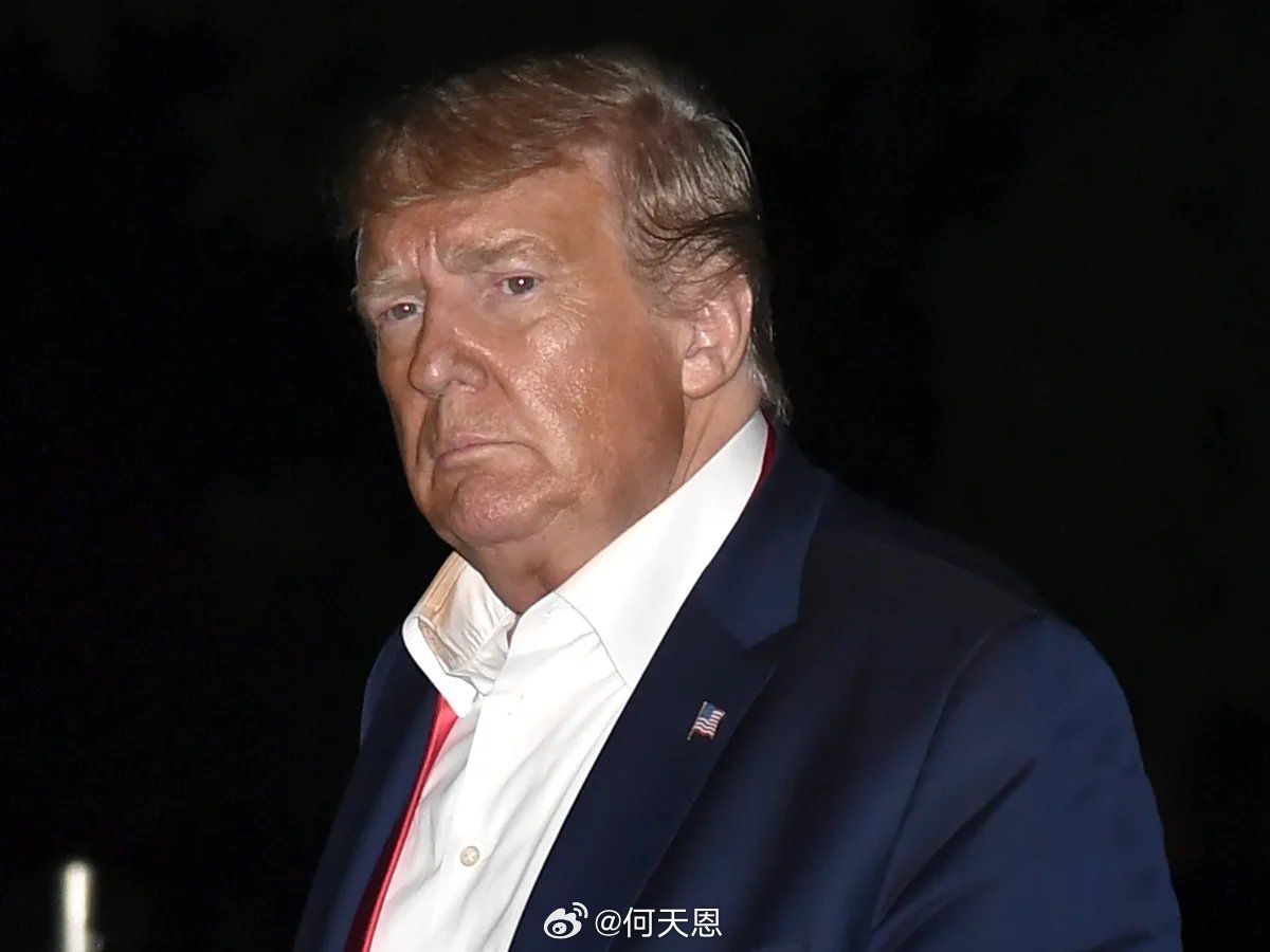 俄罗斯经济学家谢尔盖.格拉济耶夫表示:“每个人都越来越清楚地认识到，美国治下的和