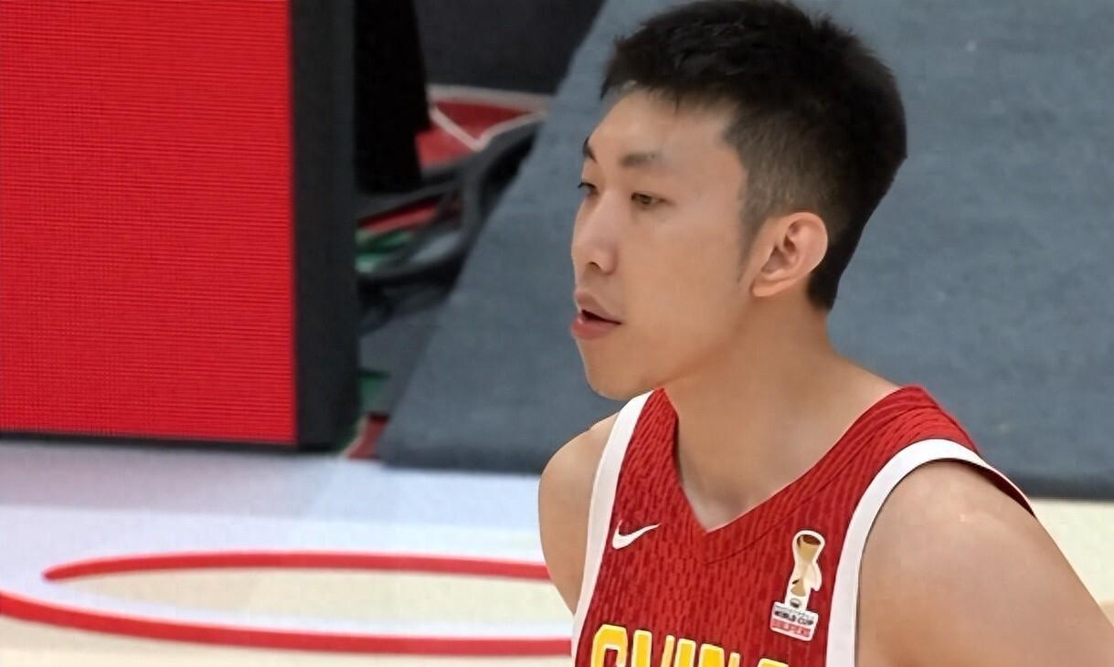 中国男篮击败黎巴嫩！晋级世界杯占据主动！在这个窗口期豪取两连胜！这样中国男篮已经