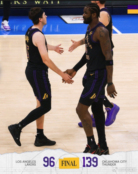 湖人惨败雷霆43分NBA湖人 北京时间 4 月 3 日，NBA 常规赛上演一边倒