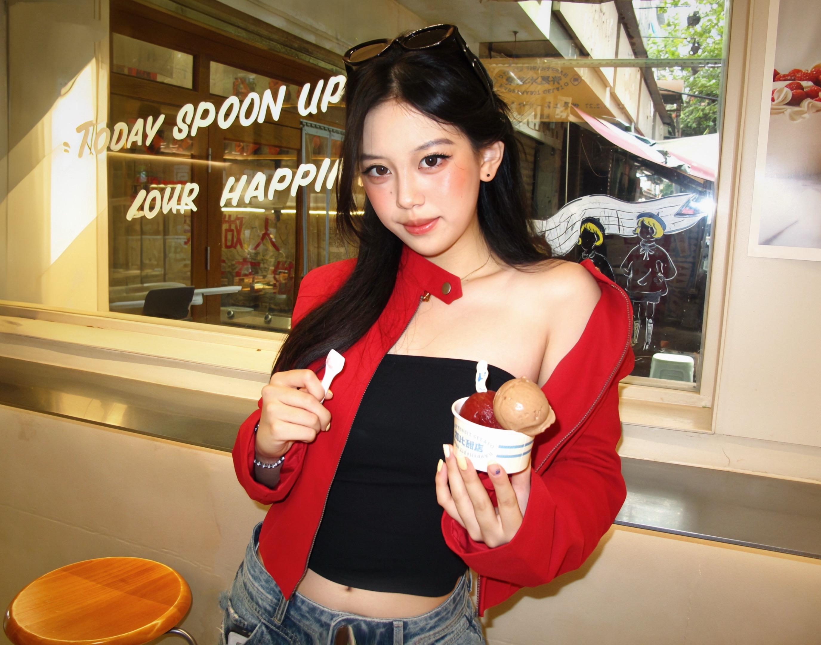 猜猜吃的什么味道的冰淇淋。let‘s gogo