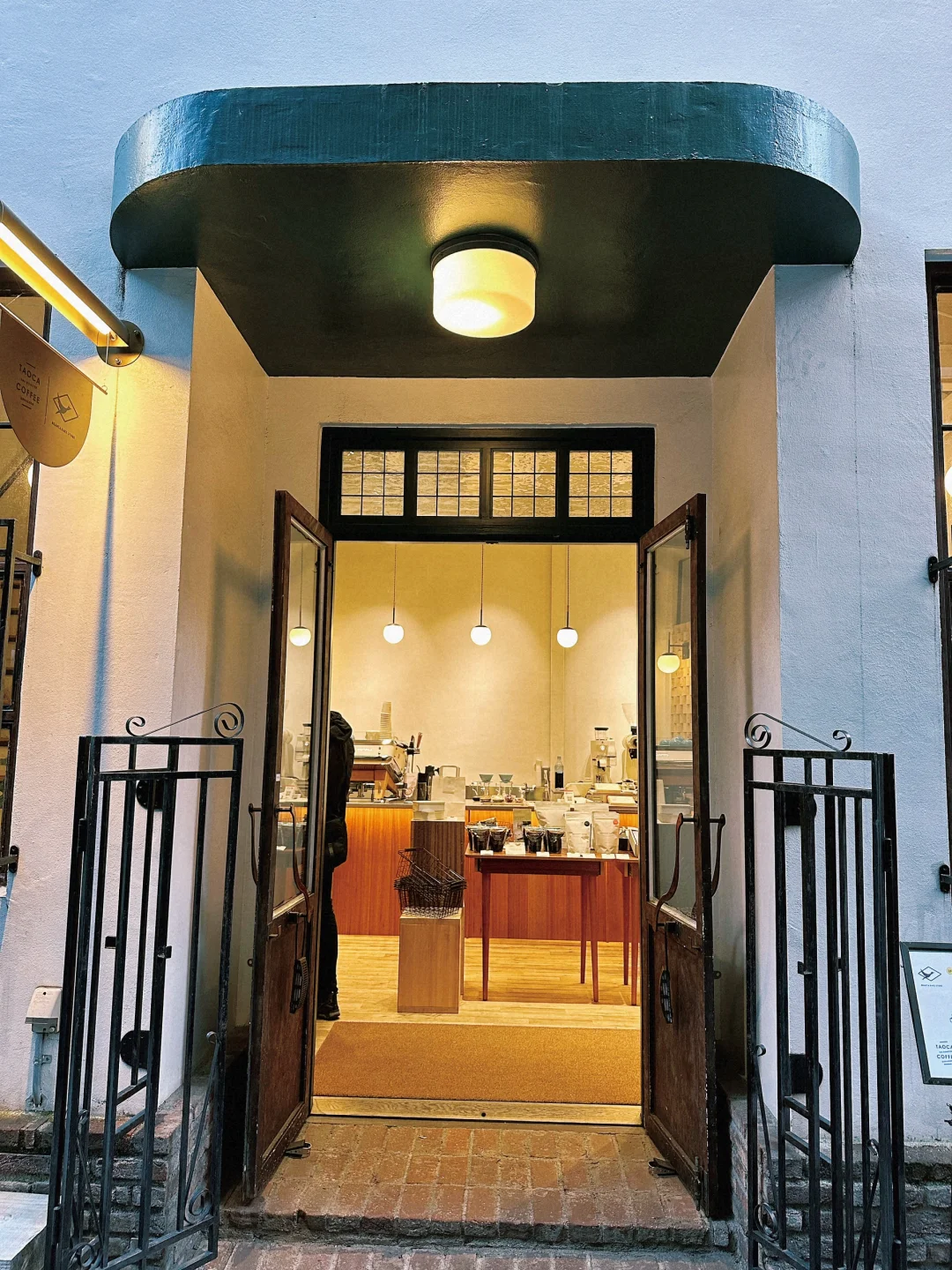 咖啡脑袋来神户❗请直奔这家咖啡店❗