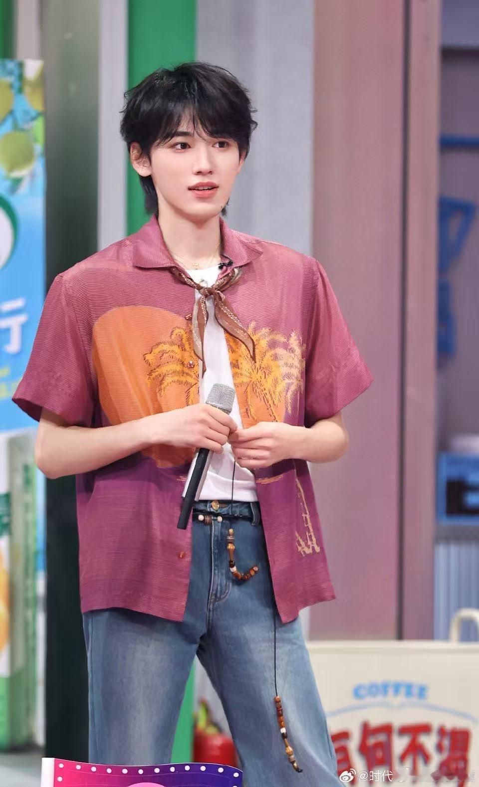 宋亚轩我的忠心摆在这儿了宋亚轩可以帮你保管好六币吗宋亚轩大哥我的忠心摆在这儿，可