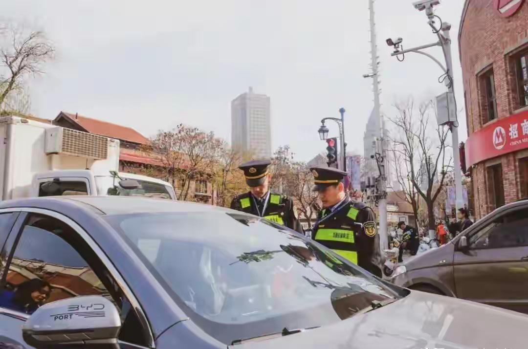 重要提醒🔔天津严查网约车！最高罚1.8万！

近日，天津重拳整治网约车、顺风车