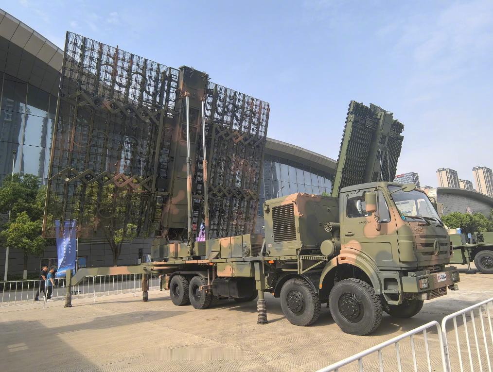 为什么国产JY-27雷达，在国外多次被摧毁？
 
这款雷达其实不算无名之辈，靠着