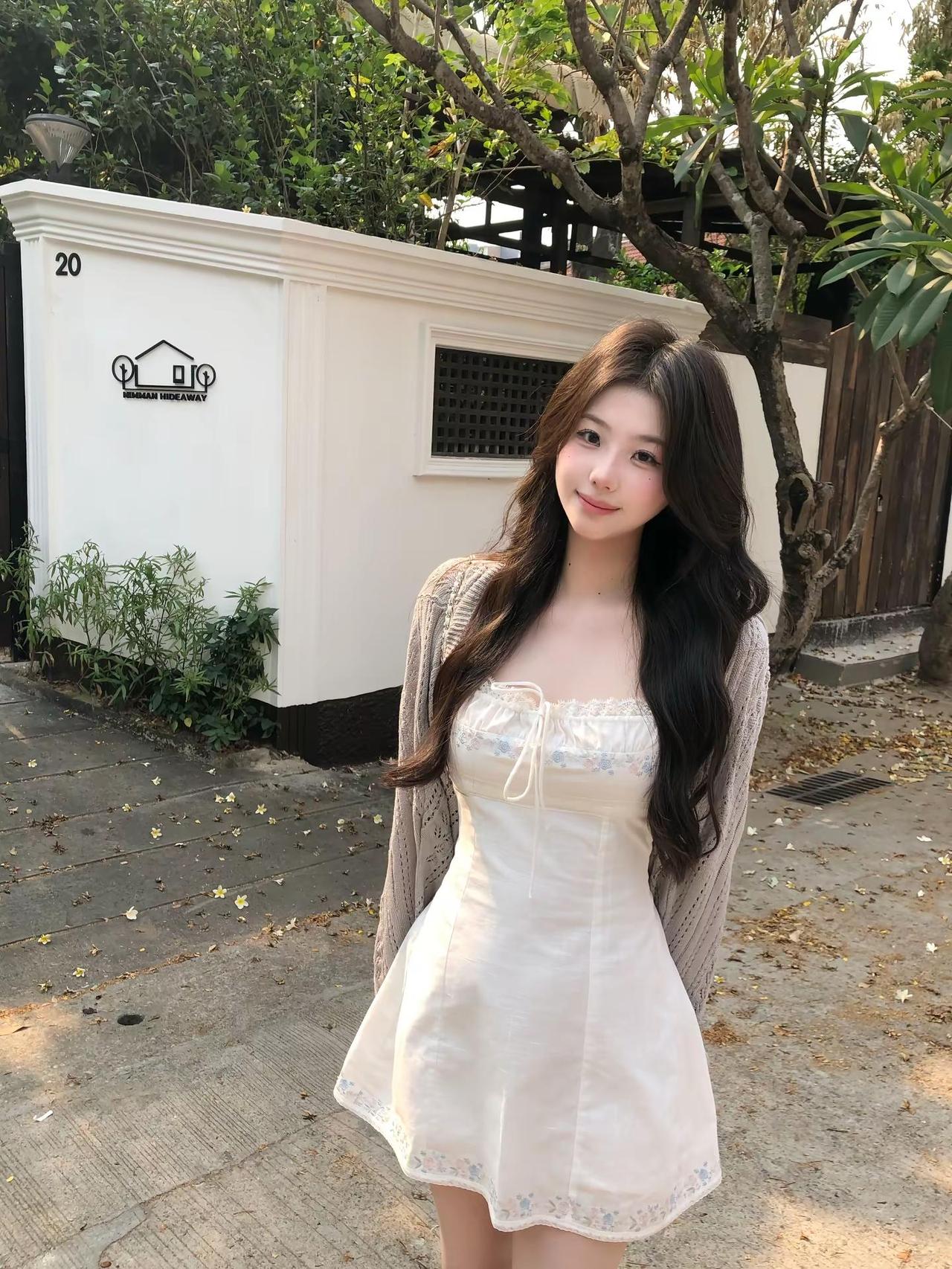 姐妹们 初恋小白裙开衫留哪一个呀？温柔风 初恋裙 连衣裙