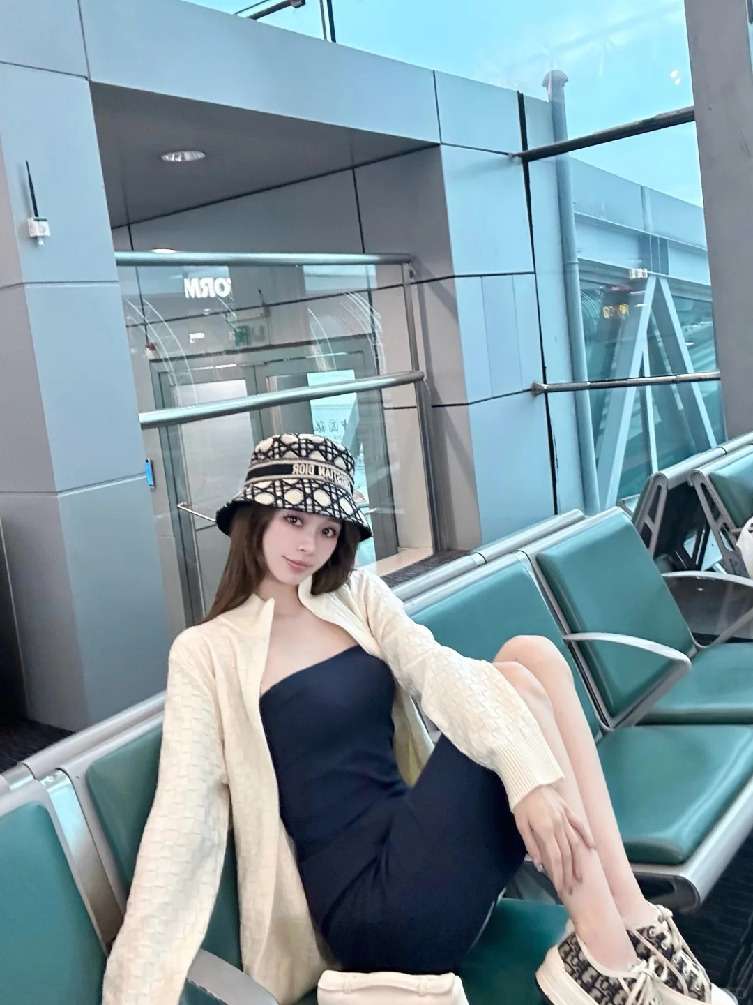 ✈️