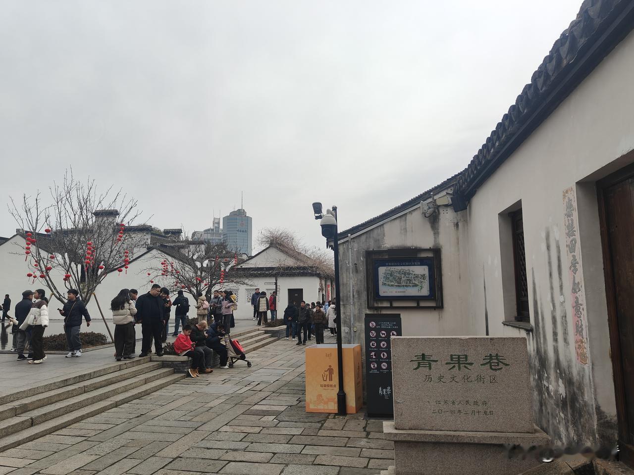 漫步常州青果巷，这果枕水而居，巷藏风华，是江南名士第一巷，唐荆川、瞿秋白、周有光