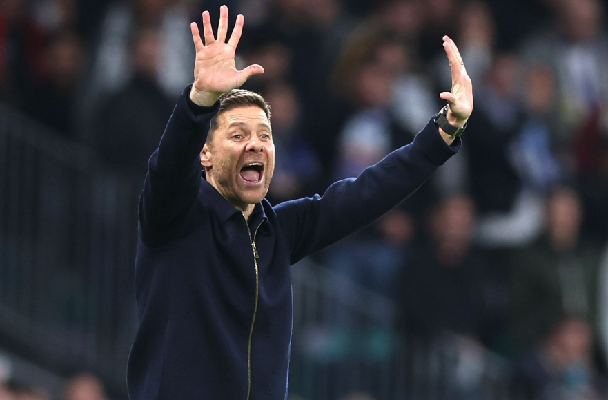 《阿斯报》报道，皇家马德里保持着欧足联积分系数的榜首位置，领先于拜仁慕尼黑和国际