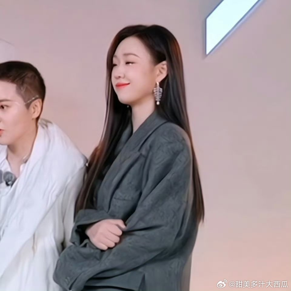 管乐今晚还回家吗乘风2025. 管乐混入舞娘组，思念是一种病组的“管乐今晚还回家