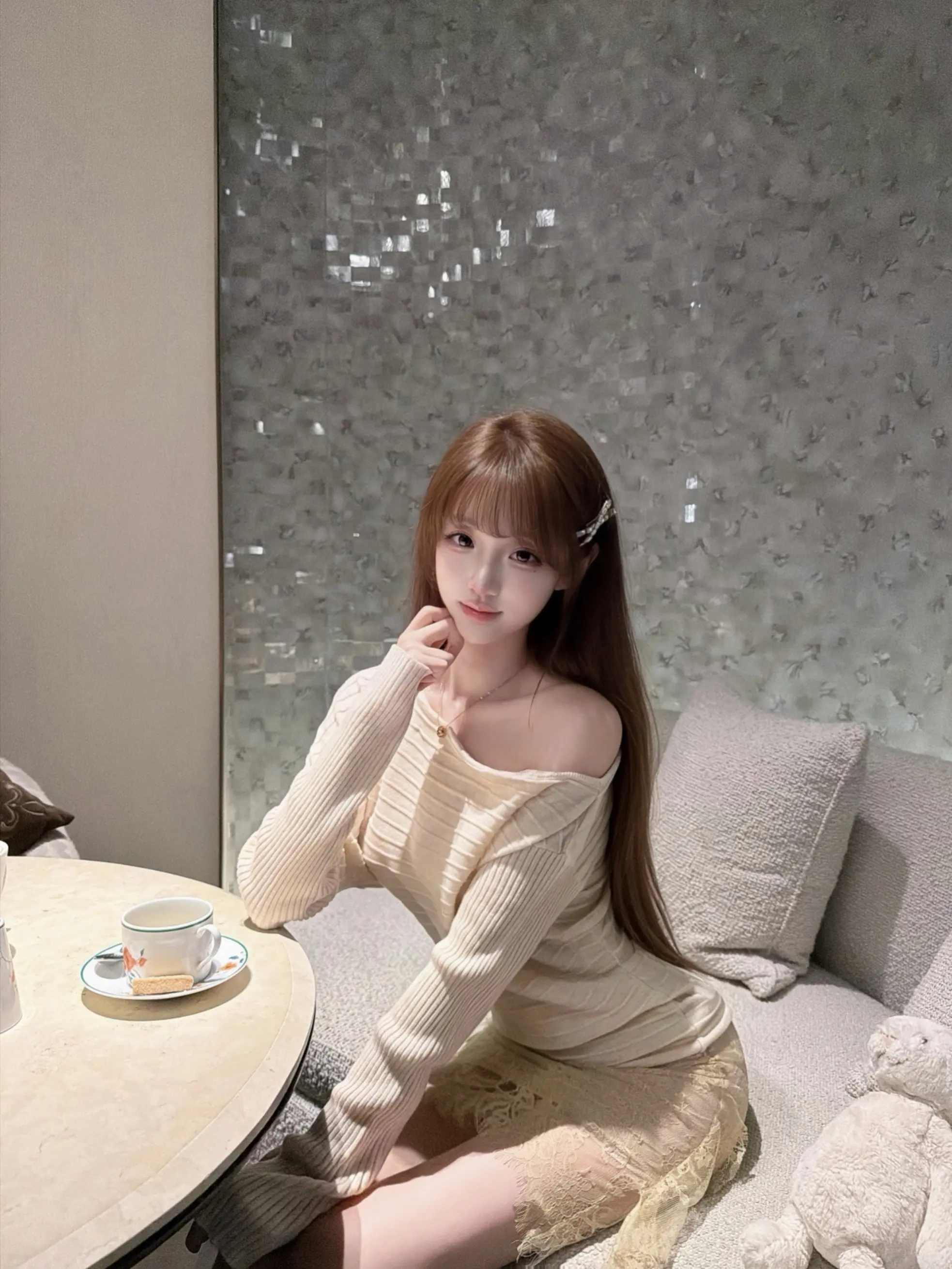 三分清纯三分艳丽三分妩媚一分可爱构成了我这个十分完美的我