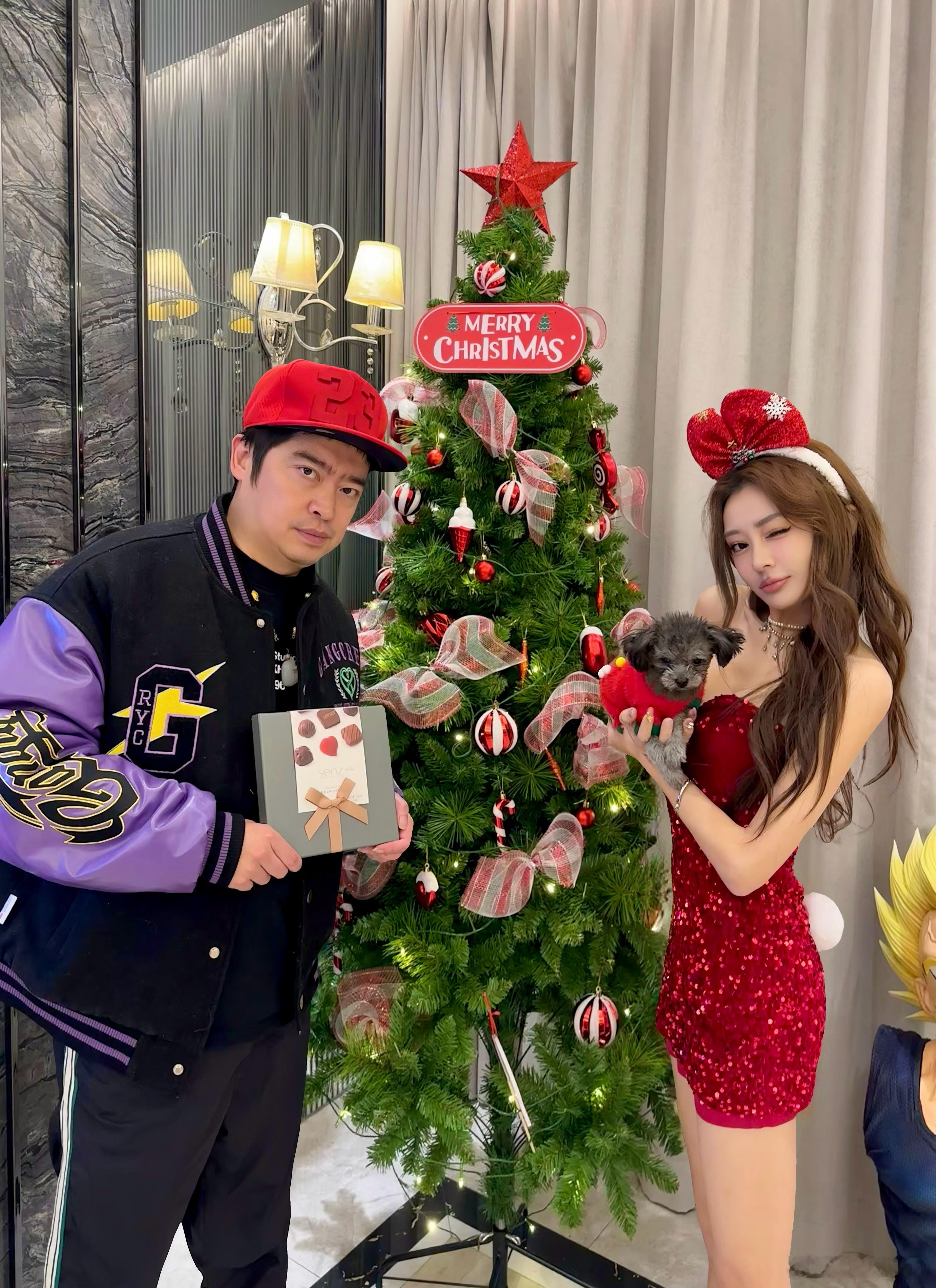 圣诞的快乐聚会！🎄 