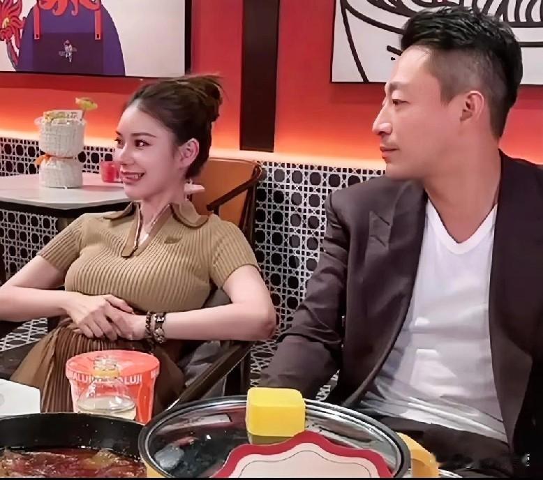 1. 极致的敬业精神：作为孕晚期孕妇，她本可静养待产，却坚持长时间直播，甚至直言