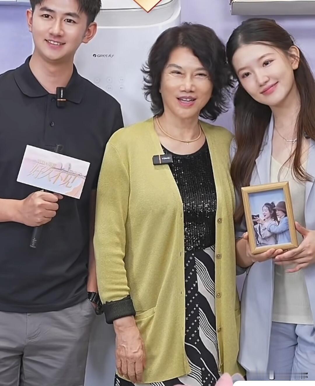 其实董明珠是喜欢孟羽童的，因为孟能完成了她需要的任务，出走和搞砸就是她真正的任务