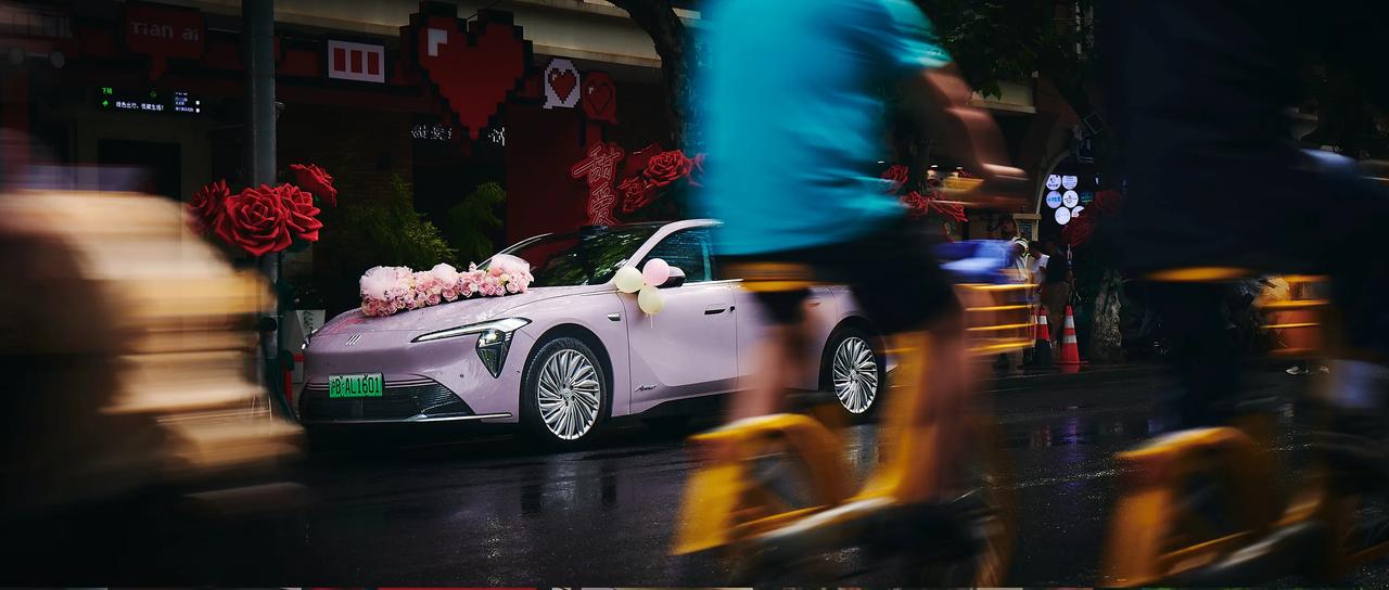 别克至境L7纯电正式上市，全系上市权益价16.99万元-19.99万元，全系进入