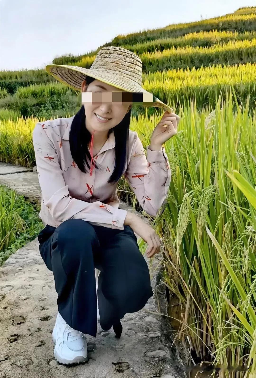 现在上饶消息很少，非常安静，他们那些人在干啥？那么有那件大事就不处理了。
我说的